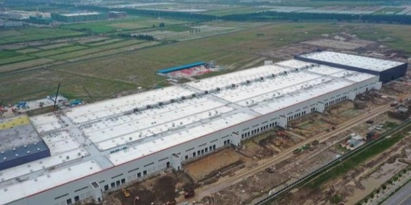 特斯拉上海工廠新突破：Model 3 周產可達 3000 輛